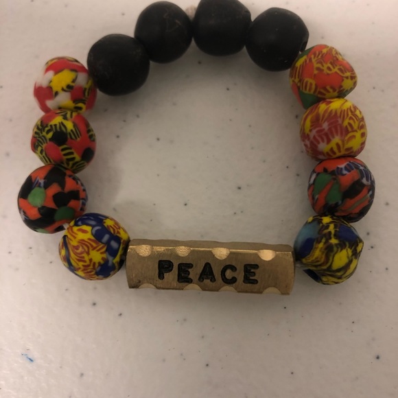 Bracelets - Picture 7 of 8